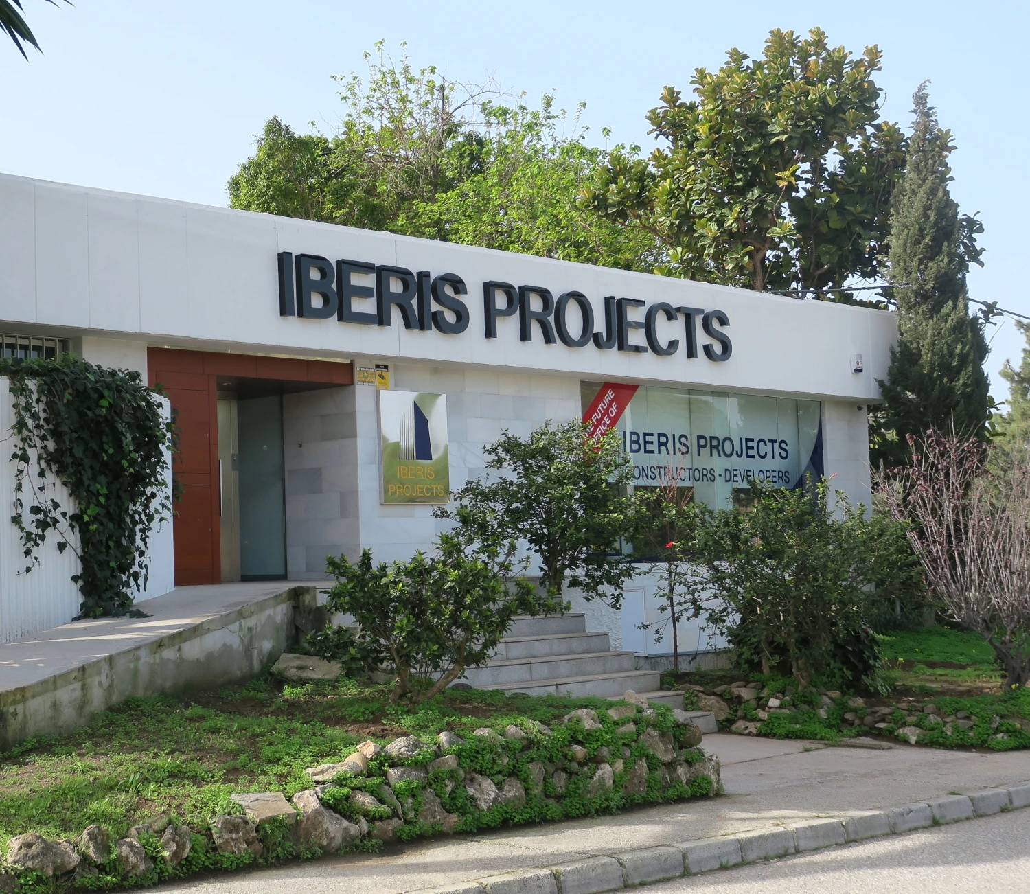 Iberis Office Head Office